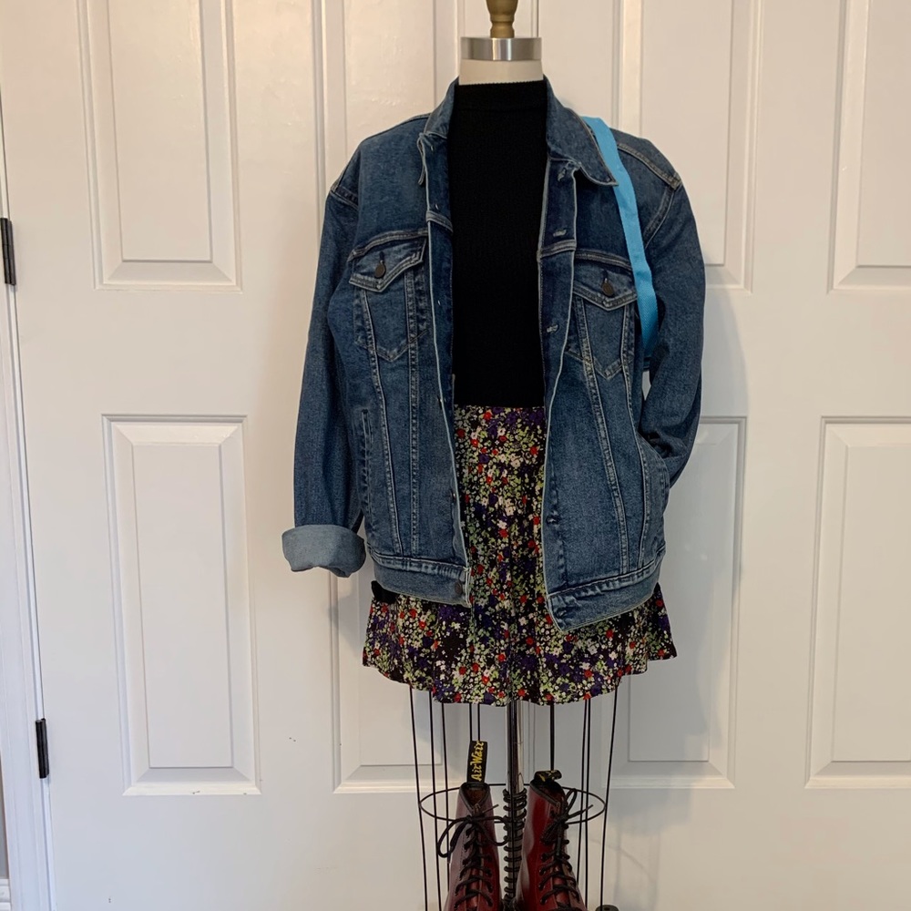 90s vibe mini floral Bebe skirt Sz XXS